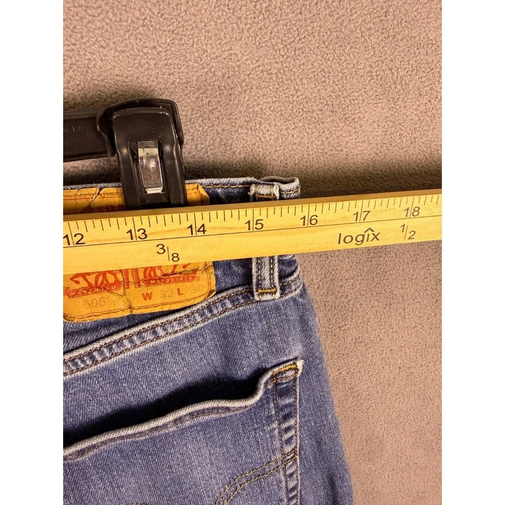 Levis some wear
